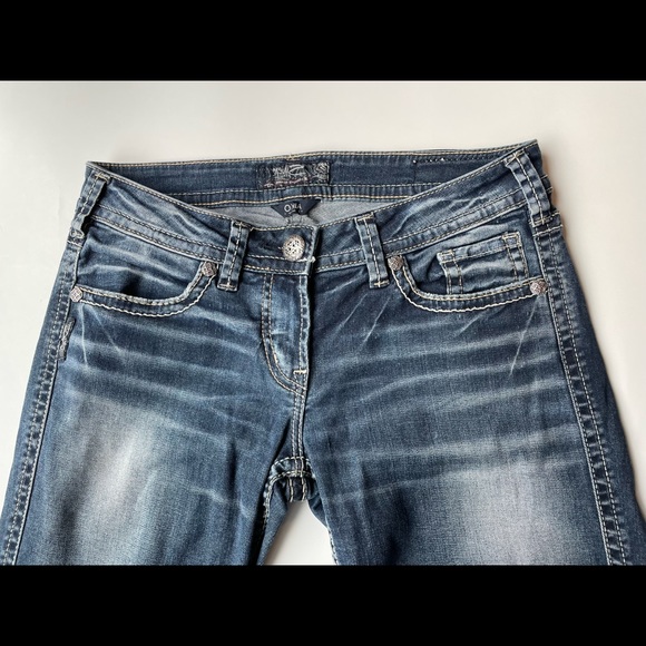 Blue distressed Silver western glove jeans size W27, capri length - Picture 3 of 6
